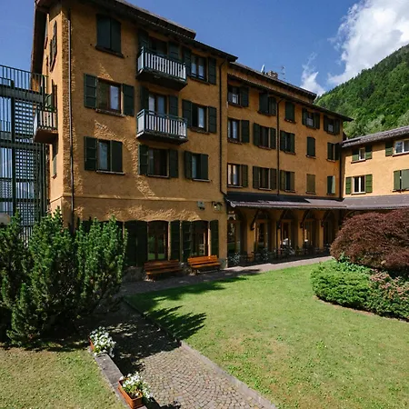 Luzzago Hotel Ponte Di Legno